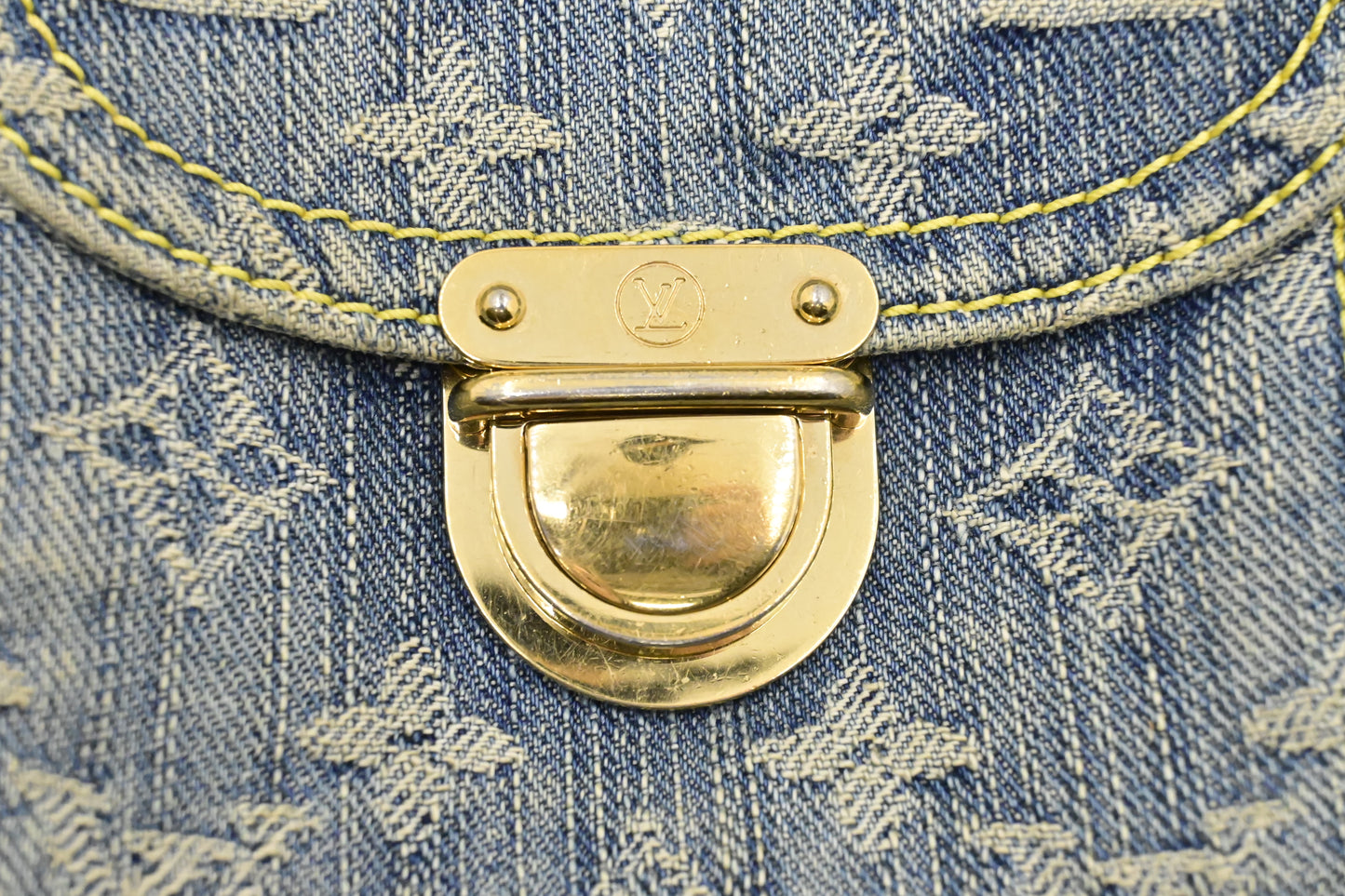 Louis Vuitton Camera Bag in Monogram Denim