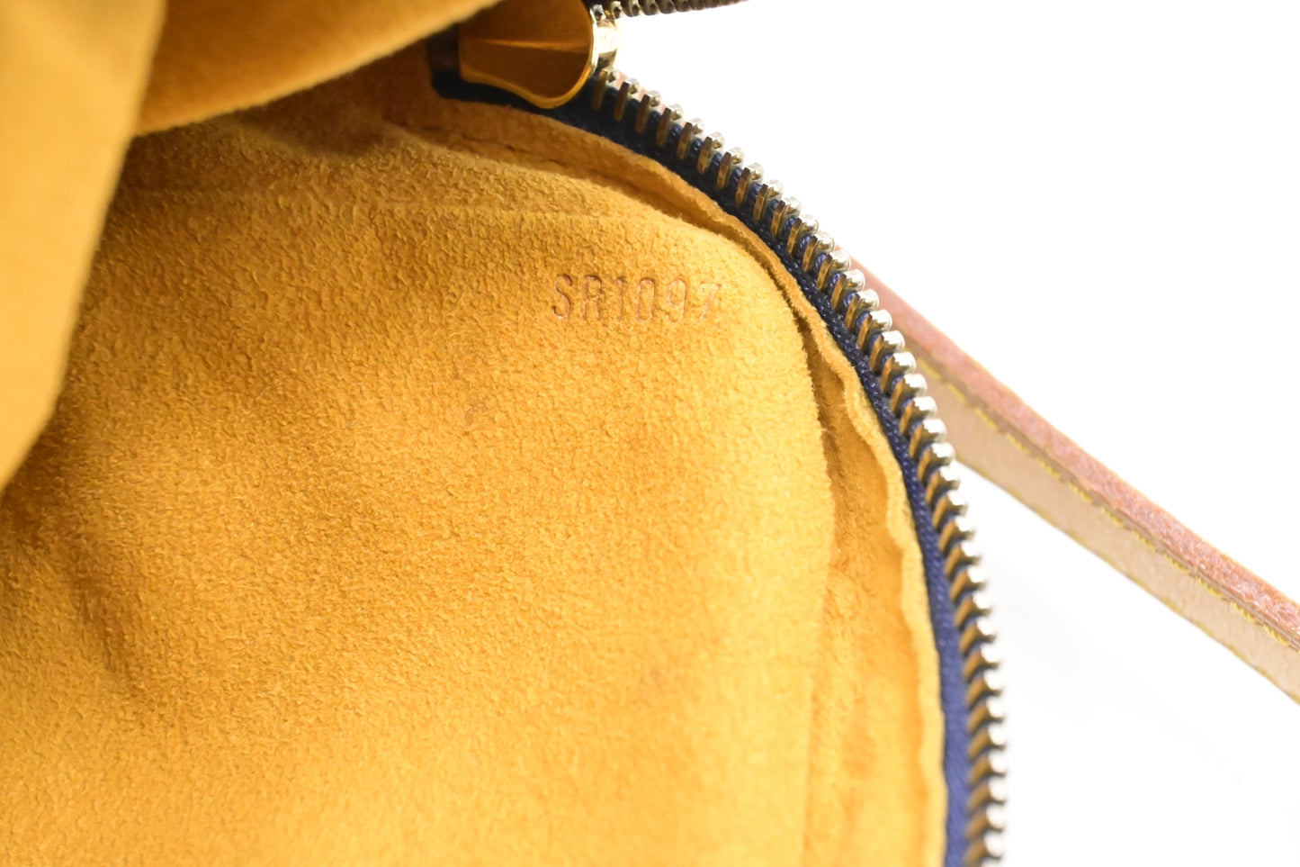Louis Vuitton Camera Bag in Monogram Denim