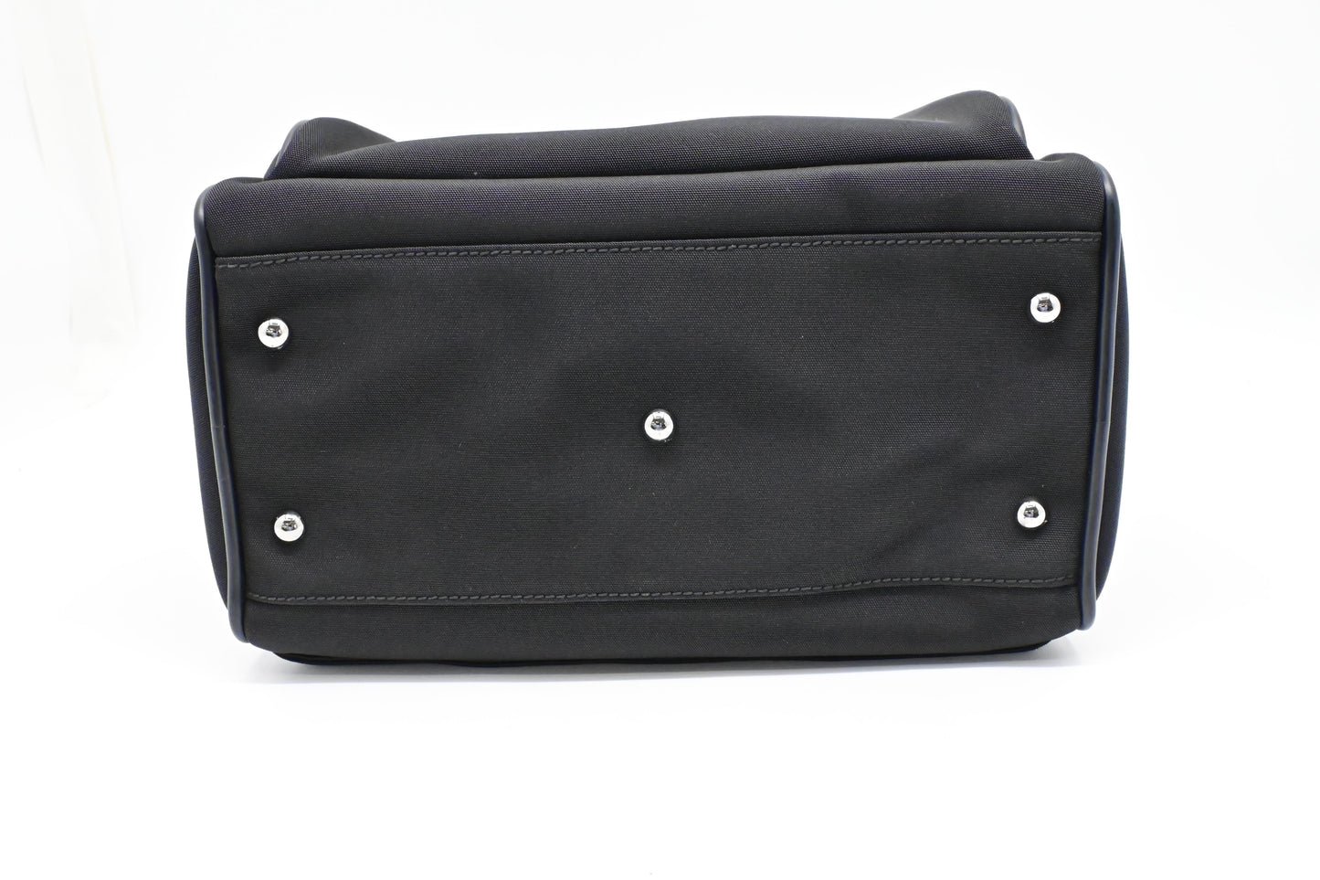Gucci Cosmetic Shoulder Bag in Black Canvas