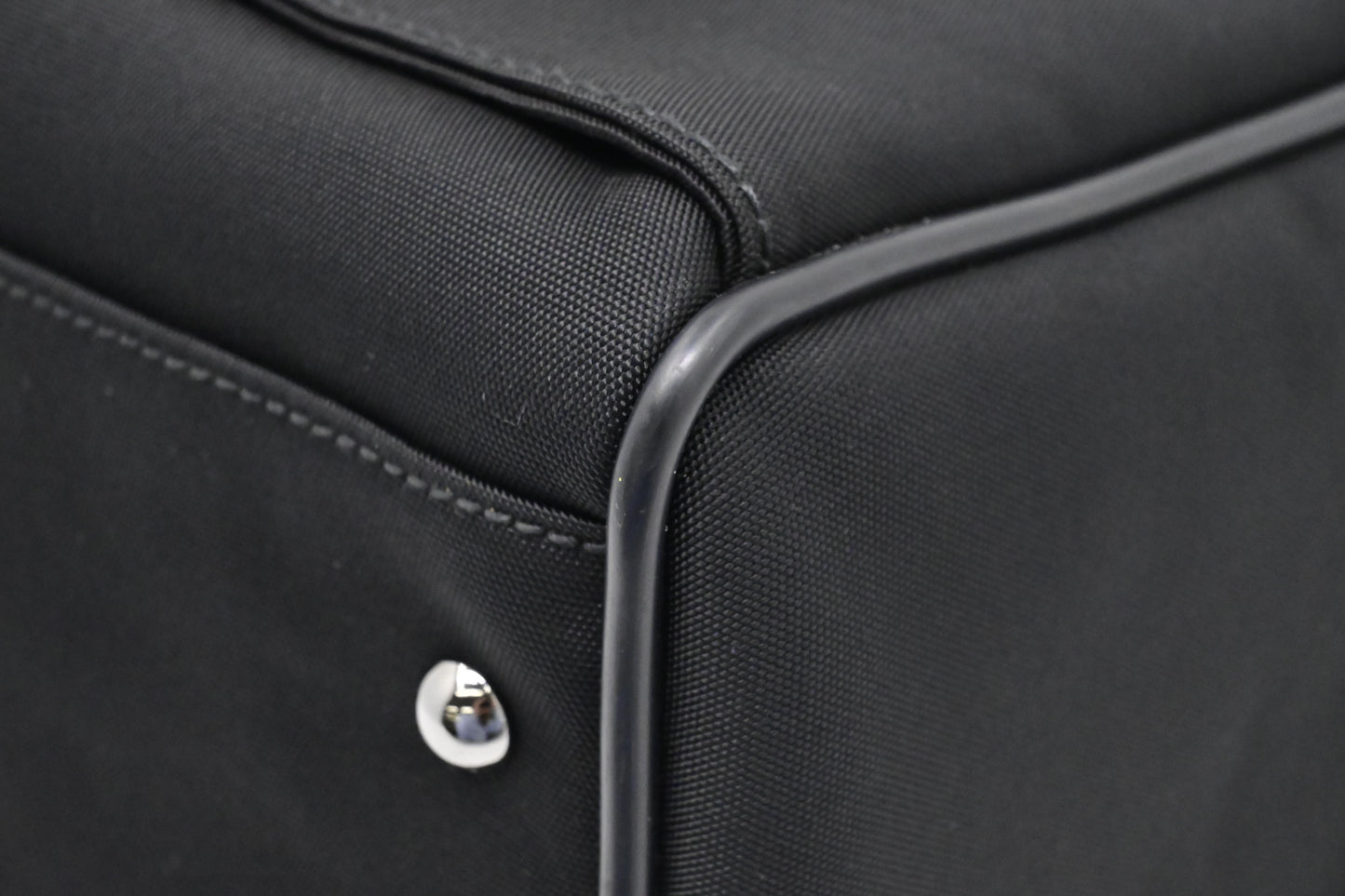 Gucci Cosmetic Shoulder Bag in Black Canvas