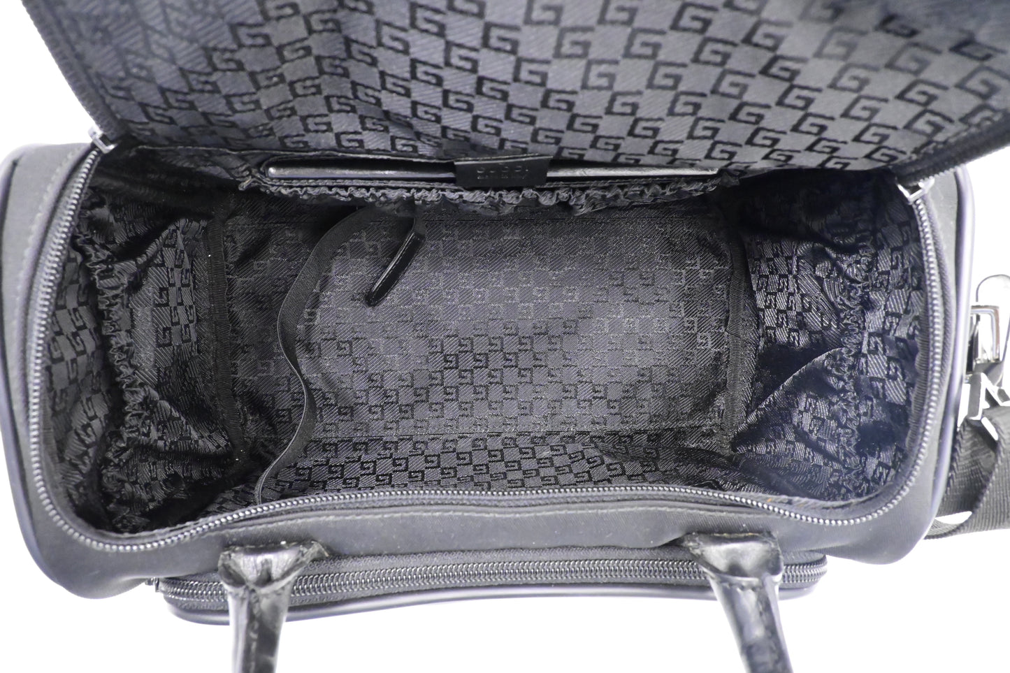 Gucci Cosmetic Shoulder Bag in Black Canvas