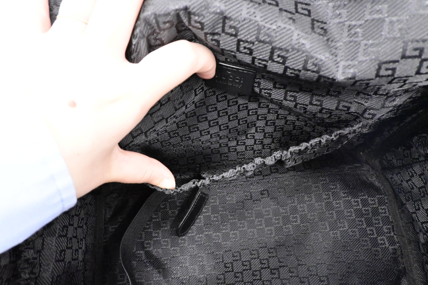 Gucci Cosmetic Shoulder Bag in Black Canvas