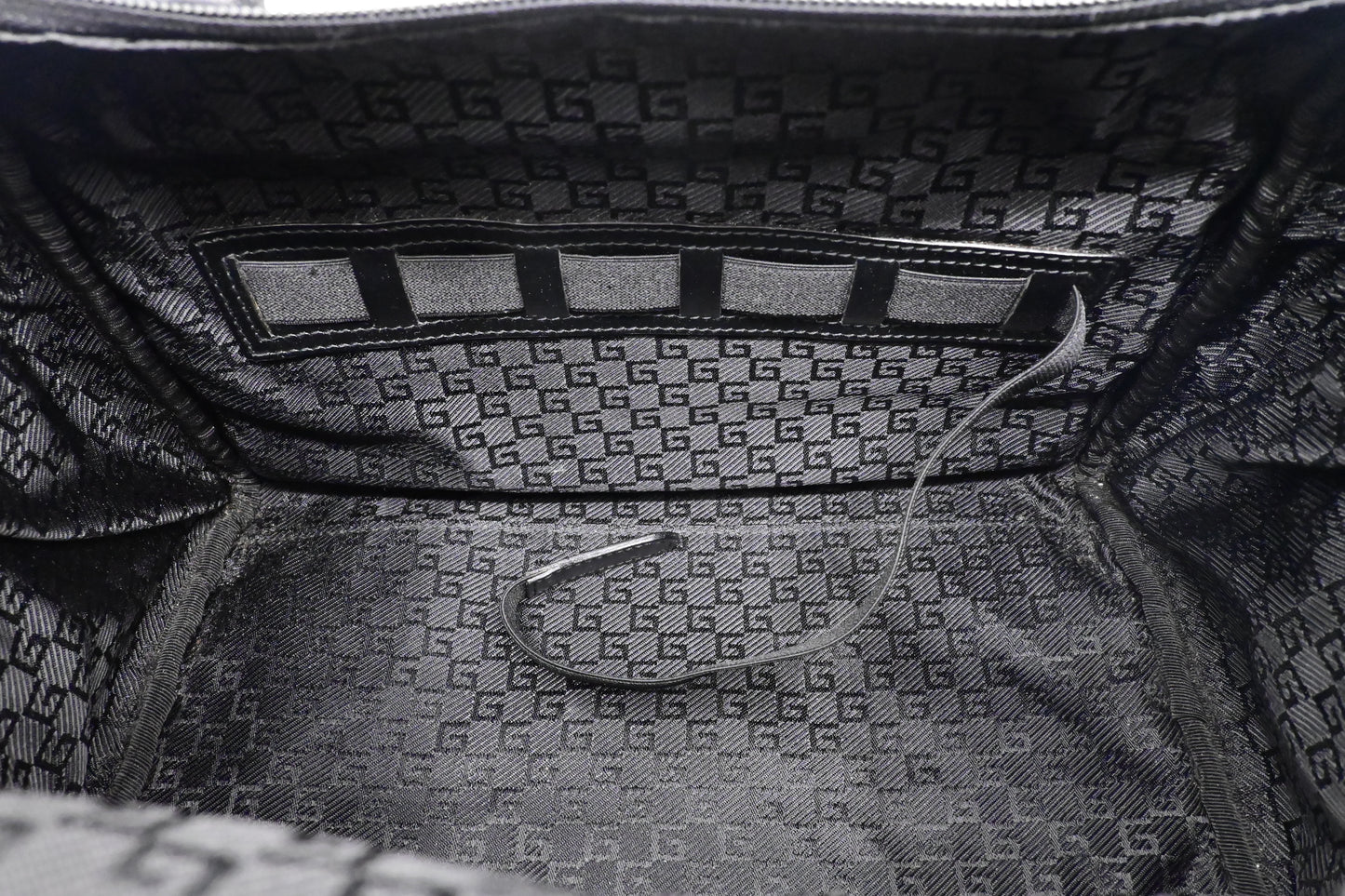 Gucci Cosmetic Shoulder Bag in Black Canvas