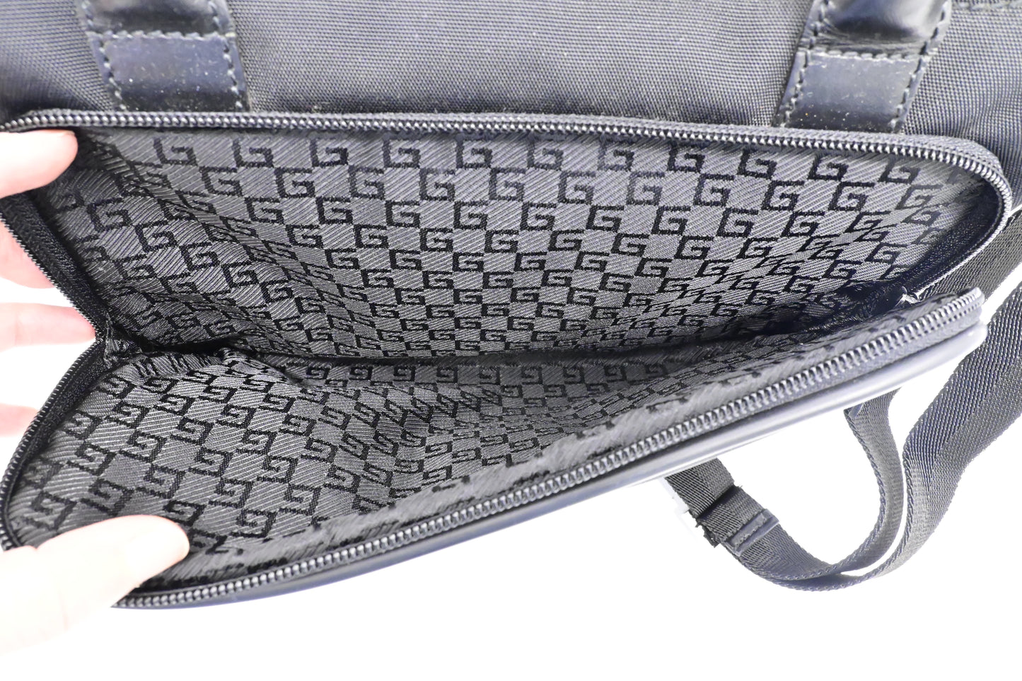 Gucci Cosmetic Shoulder Bag in Black Canvas