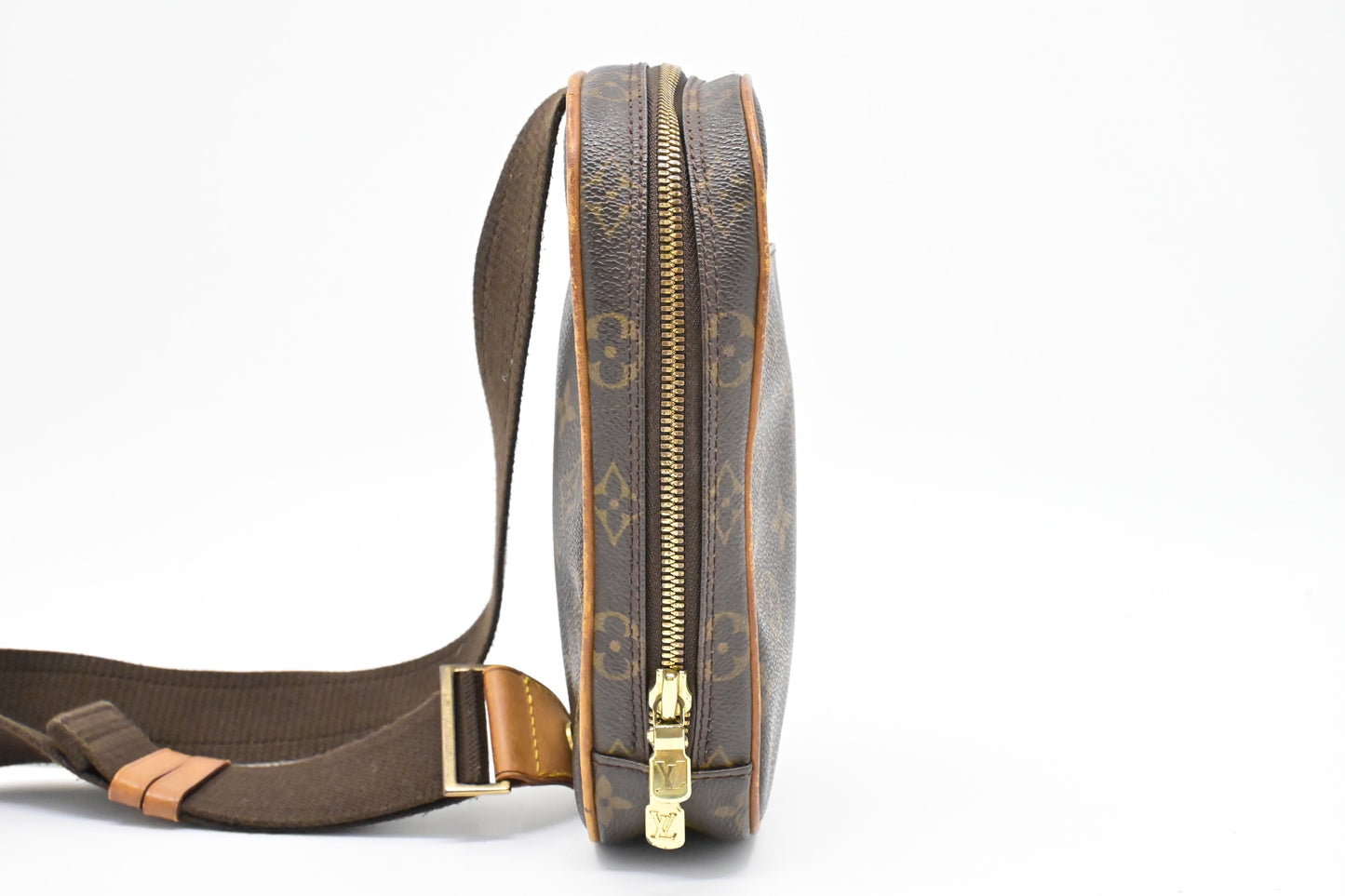 Louis Vuitton Pochette Gange in Monogram Canvas