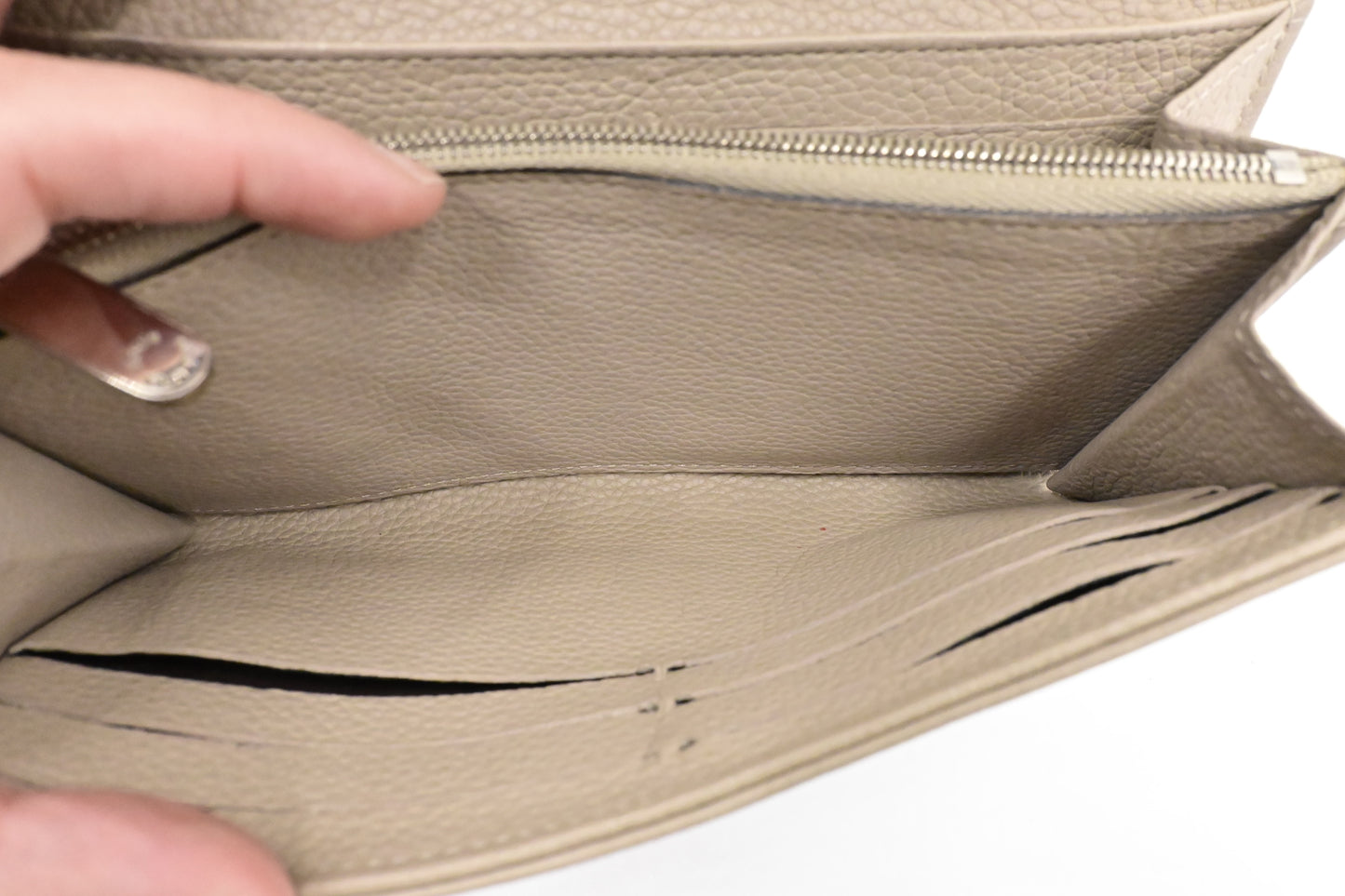 Louis Vuitton Iris Wallet in Galet Mahina Leather