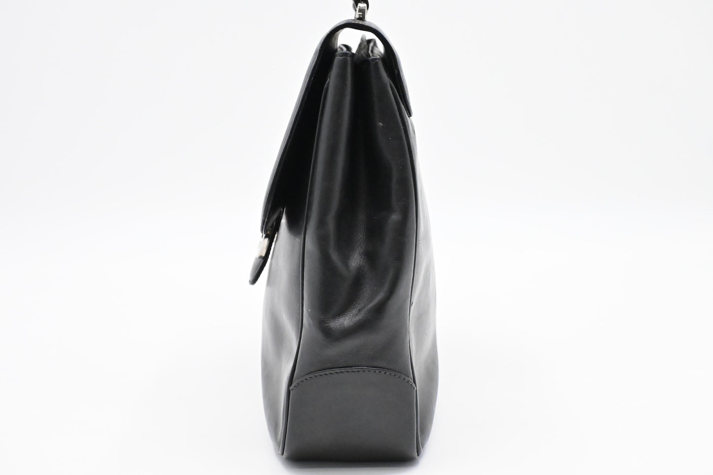 Ferragamo Shoulder Bag in Black Leather