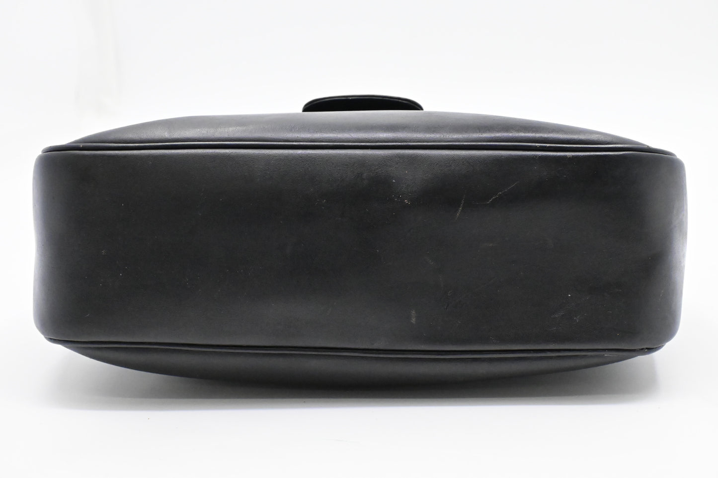 Ferragamo Shoulder Bag in Black Leather
