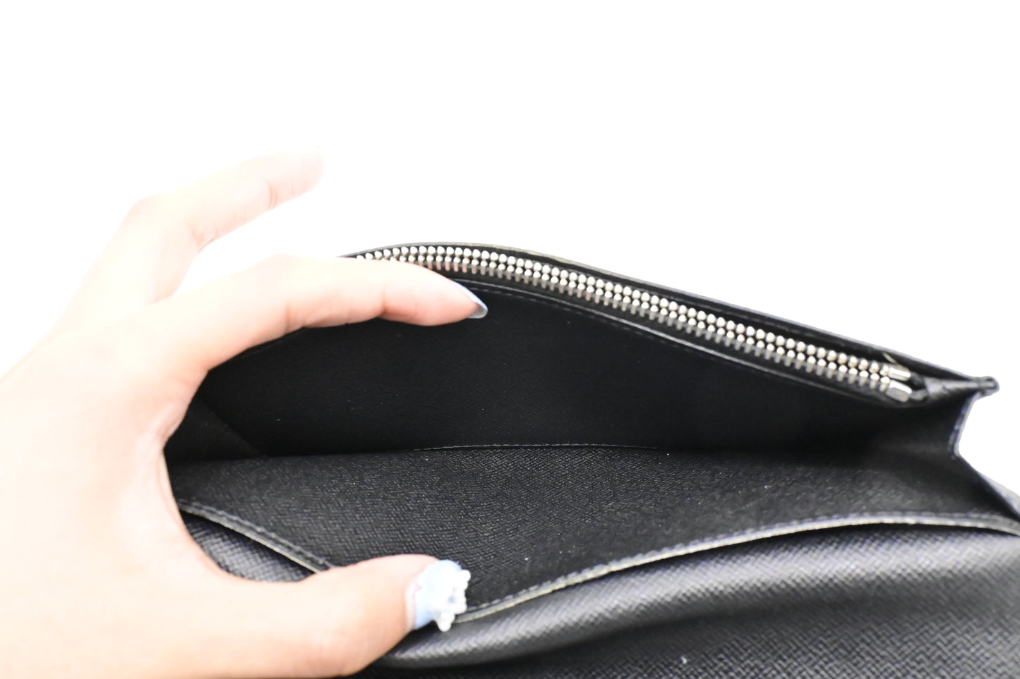 Louis Vuitton Brazza Wallet in Black Epi Leather