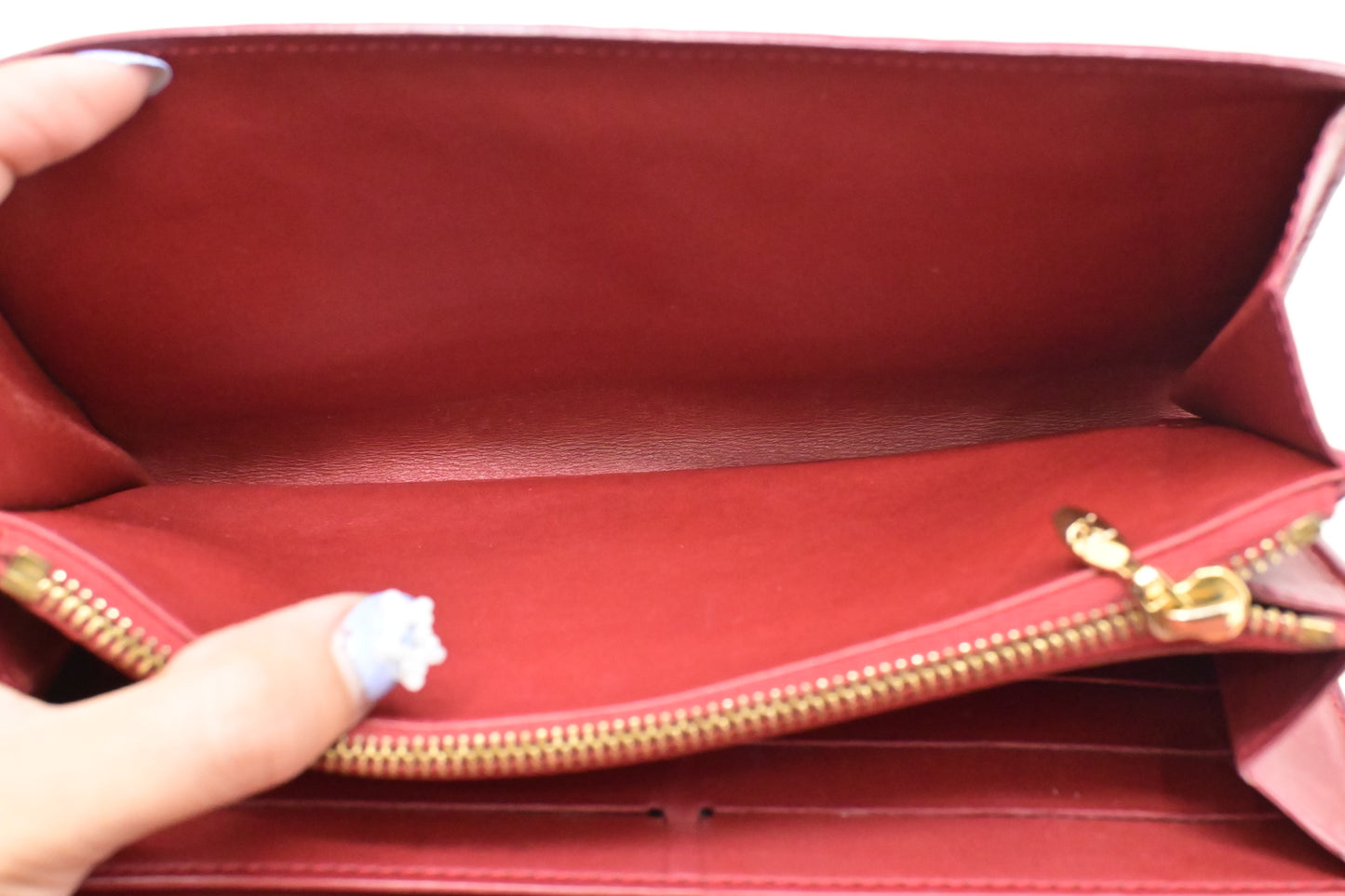 Louis Vuitton Sarah Wallet in Red Vernis Leather