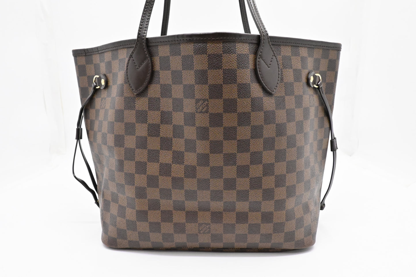 Louis Vuitton Neverfull MM in Damier Ebene Canvas