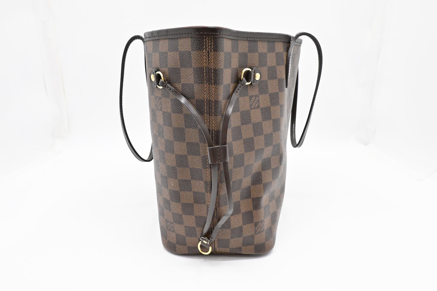 Louis Vuitton Neverfull MM in Damier Ebene Canvas