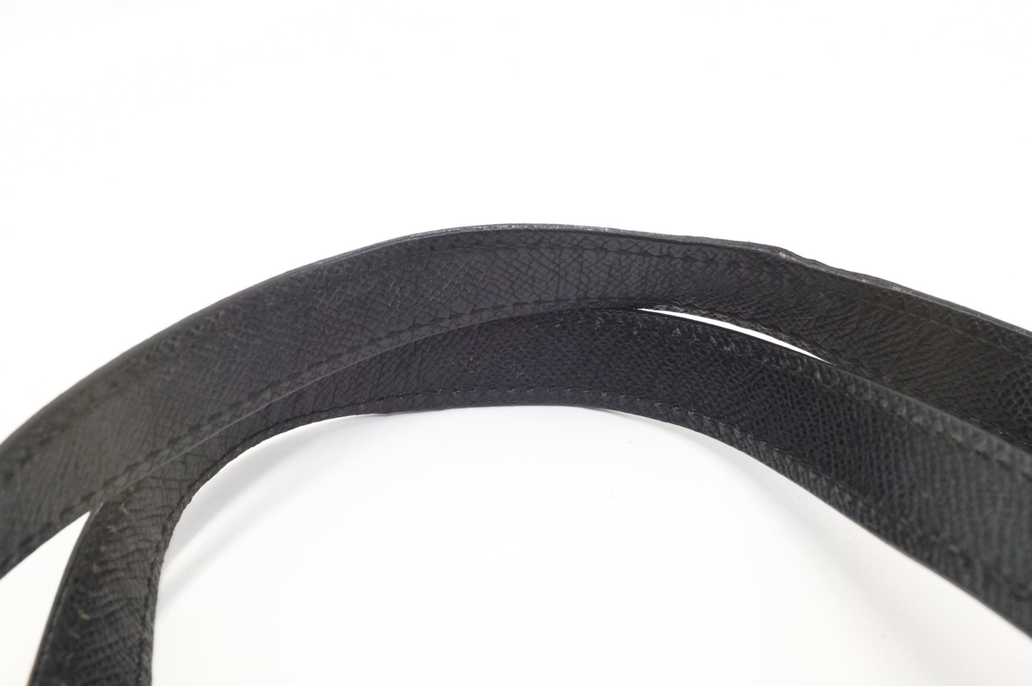 Chanel Shoulder Bag in Black Caviar Leather