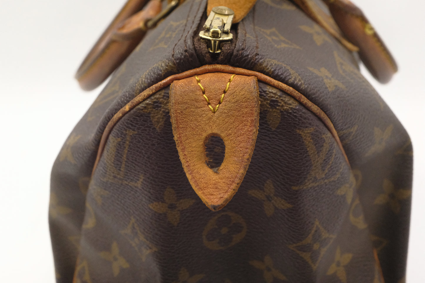 Louis Vuitton Speedy 30 in Monogram Canvas