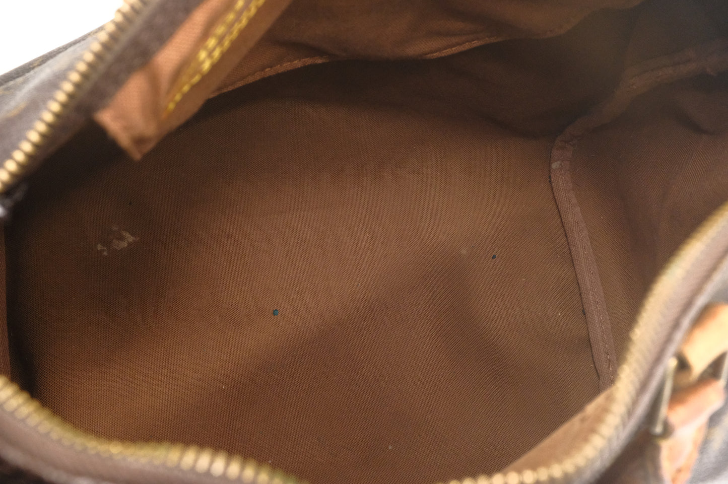 Louis Vuitton Speedy 30 in Monogram Canvas