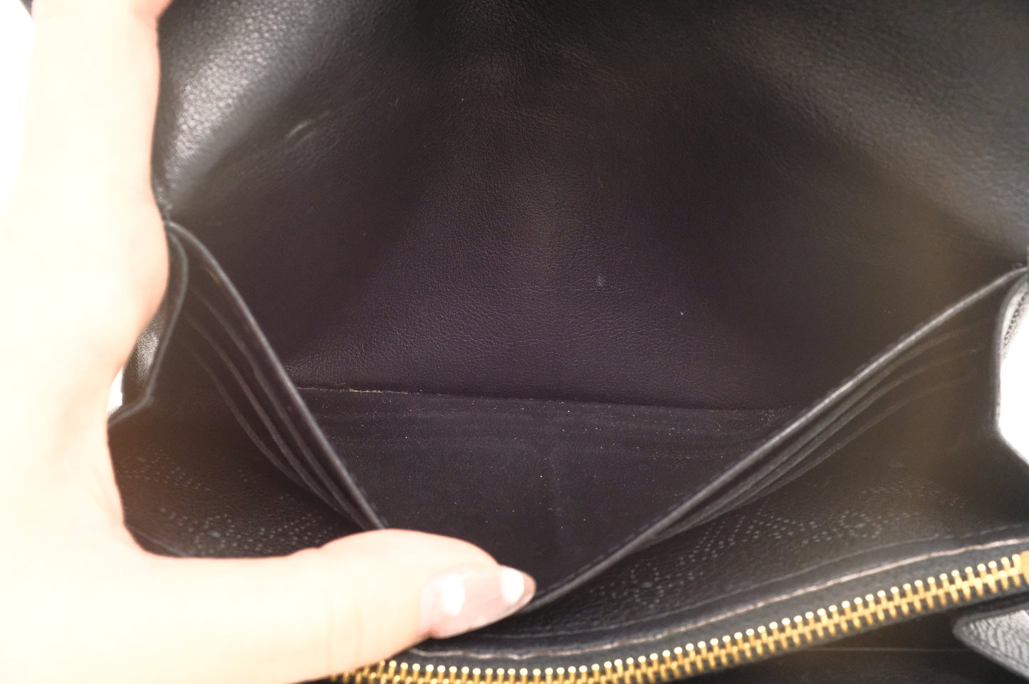 Louis Vuitton Amelia Wallet in Black Mahina Leather