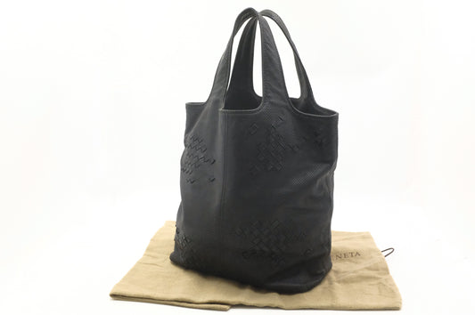 Bottega Veneta Hobo Bag in Black Perforated Leather