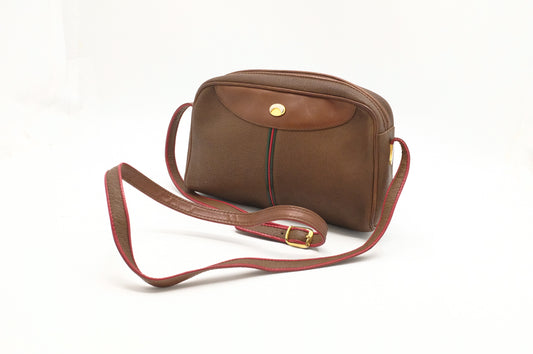Gucci Crossbody Bag in Brown Leather