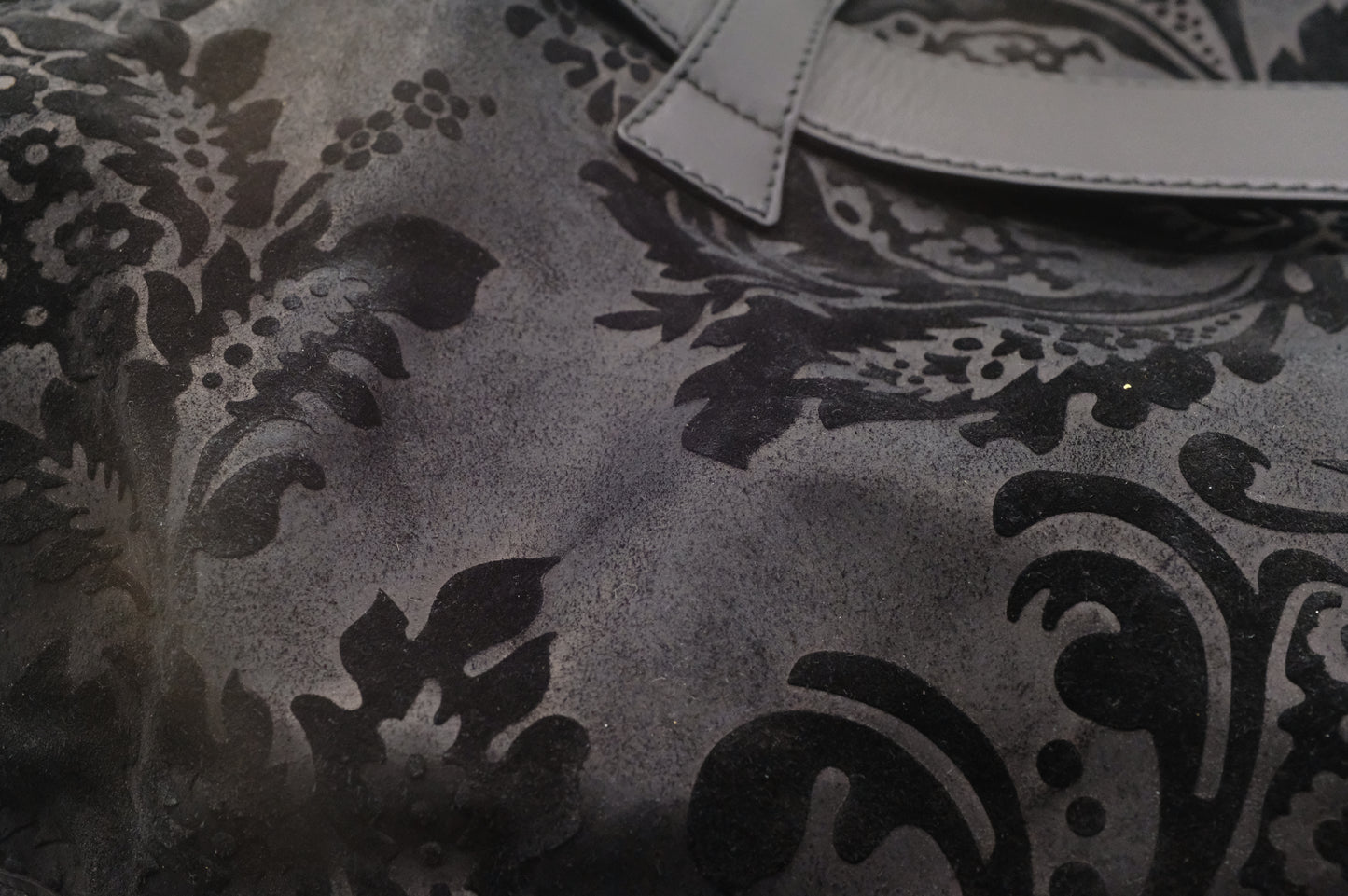 Gucci Soft Stirrup Tote in Brocade Black Nubuck Leather