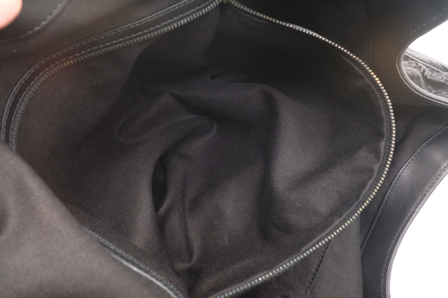 Gucci Soft Stirrup Tote in Brocade Black Nubuck Leather
