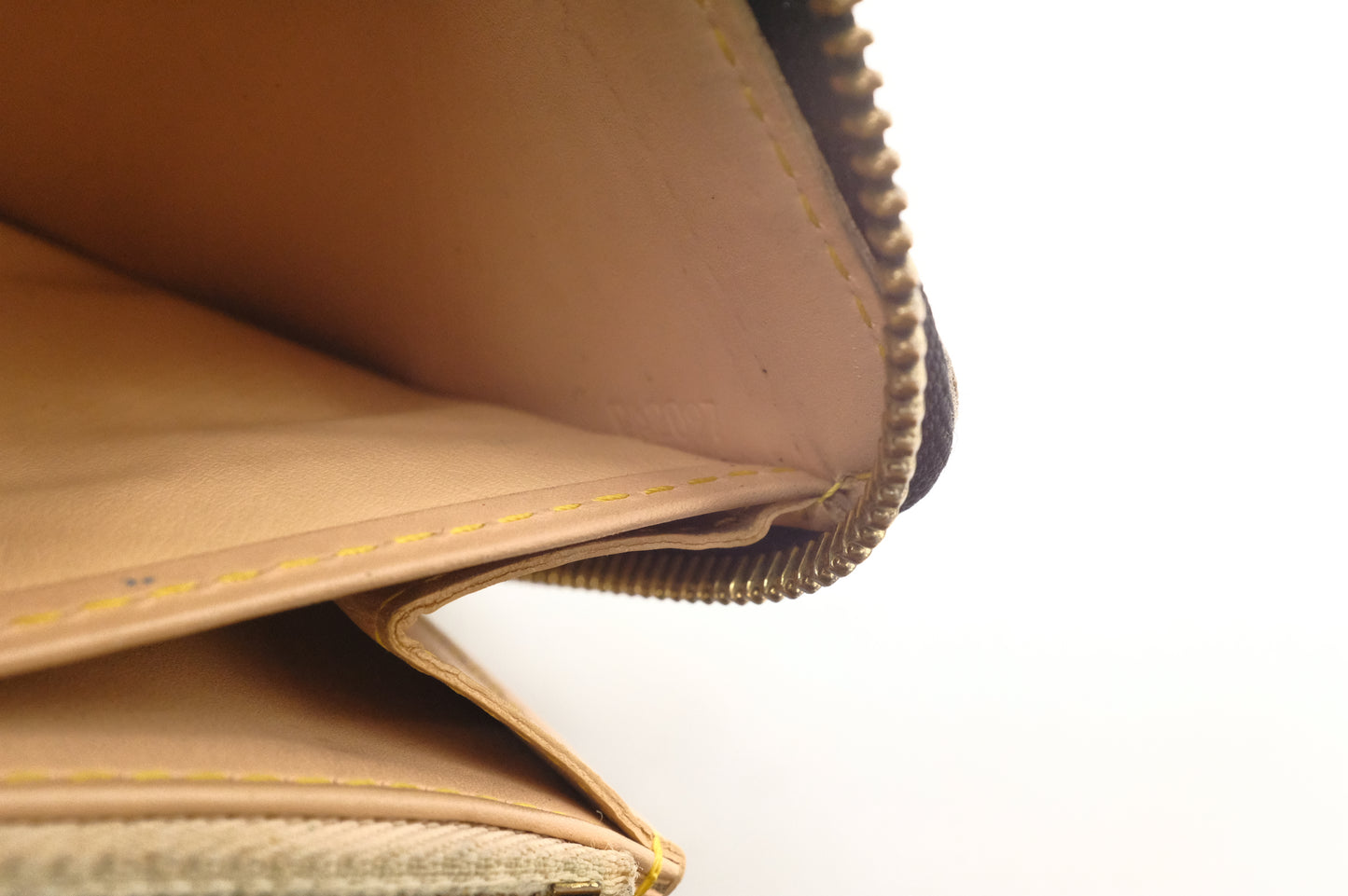 Louis Vuitton Long Zippy Wallet in Black Multicolor Canvas