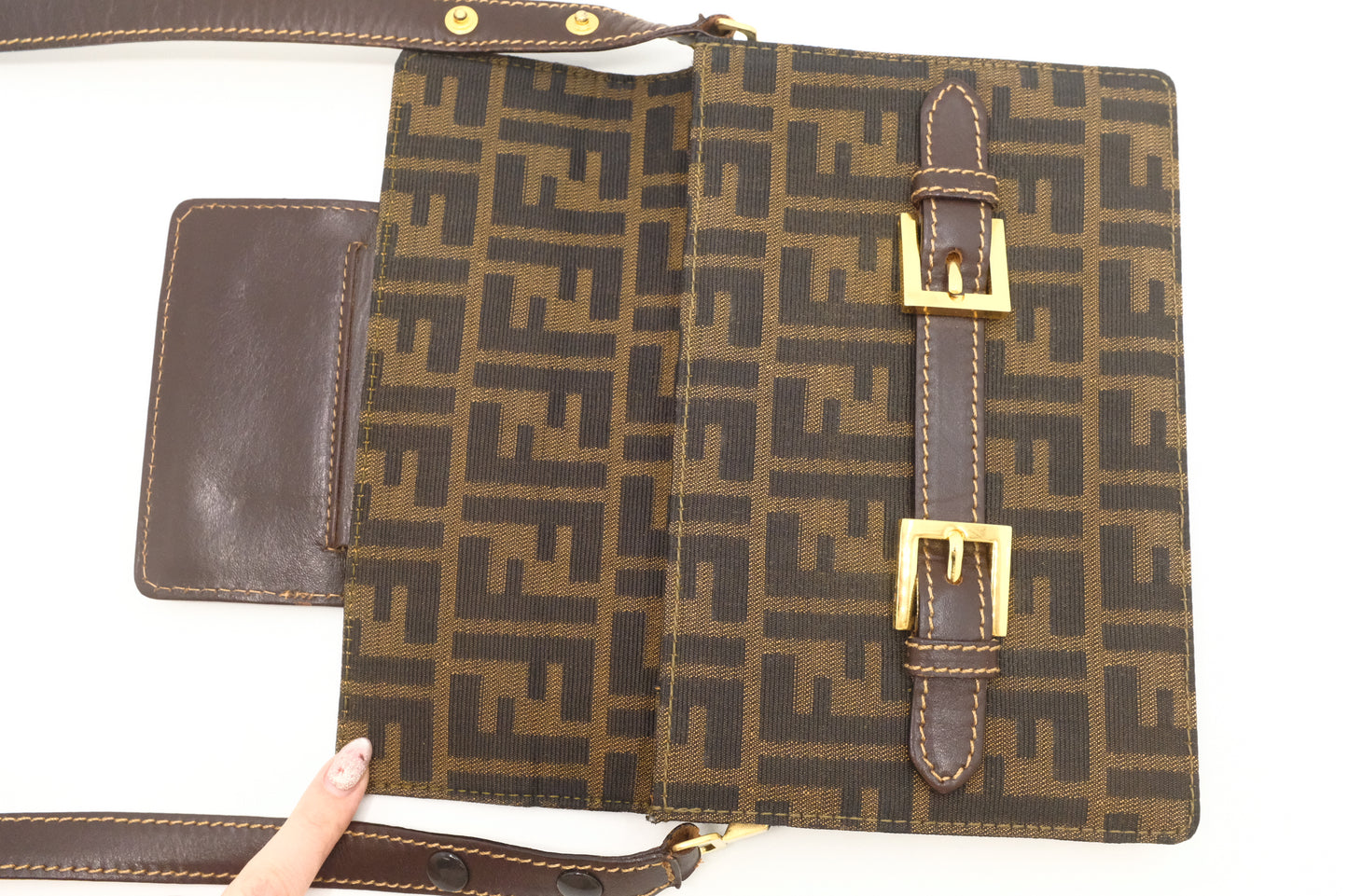 Fendi Shoulder Bag in Zucca Canvas