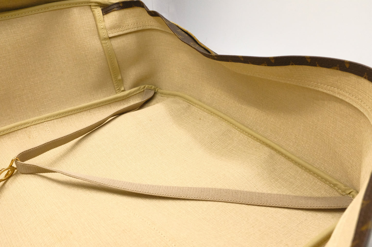 Louis Vuitton Sirius 55 in Monogram Canvas