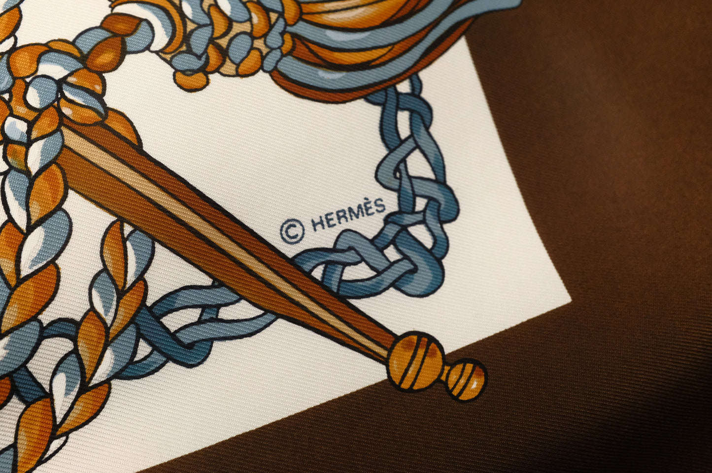 Hermes 'Le Timbalier' Carre 90 in Brown Silk