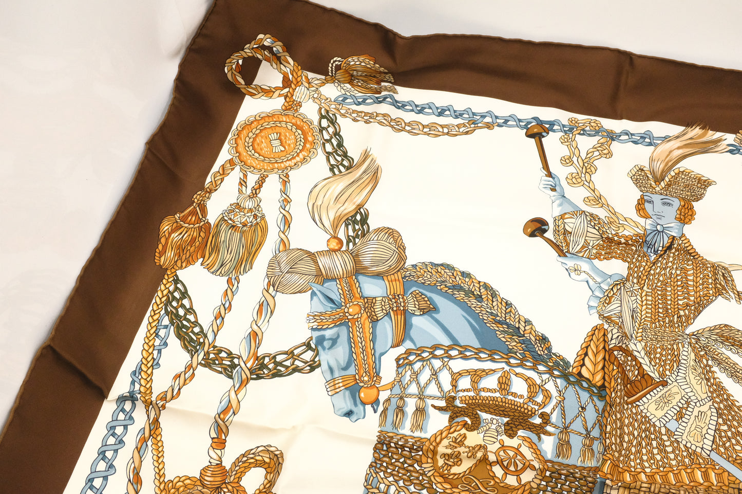 Hermes 'Le Timbalier' Carre 90 in Brown Silk