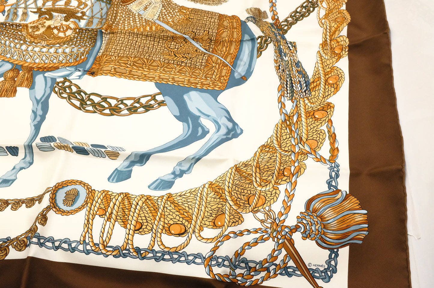 Hermes 'Le Timbalier' Carre 90 in Brown Silk