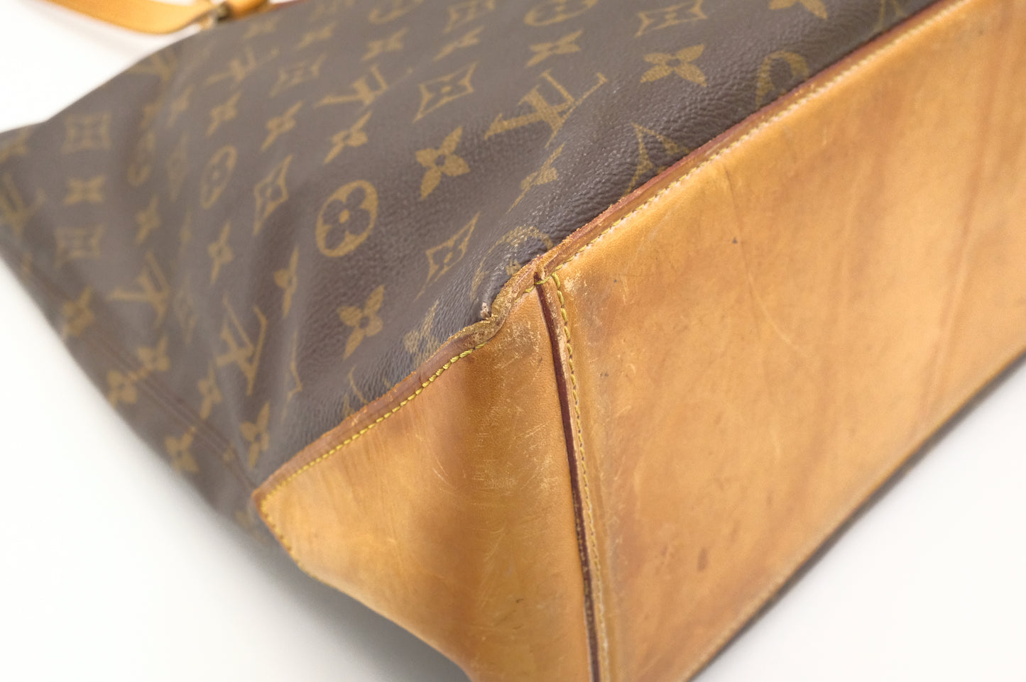 Louis Vuitton Cabas Mezzo in Monogram Canvas