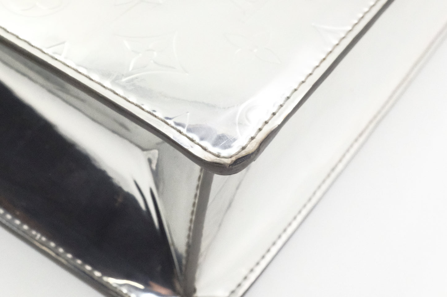 Louis Vuitton Sac Plat in Miroir Vernis Leather