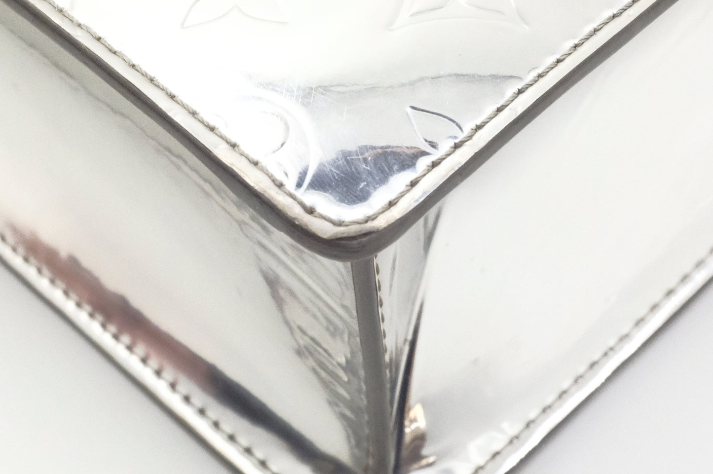 Louis Vuitton Sac Plat in Miroir Vernis Leather