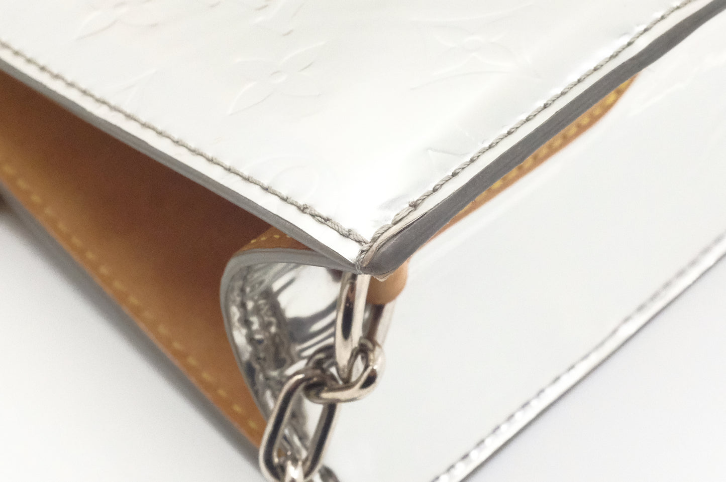 Louis Vuitton Sac Plat in Miroir Vernis Leather