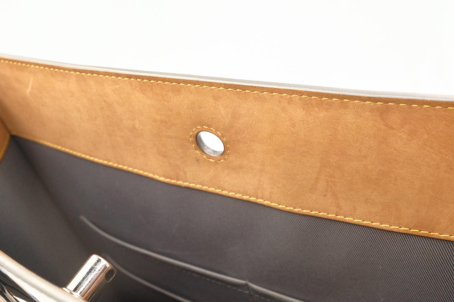 Louis Vuitton Sac Plat in Miroir Vernis Leather