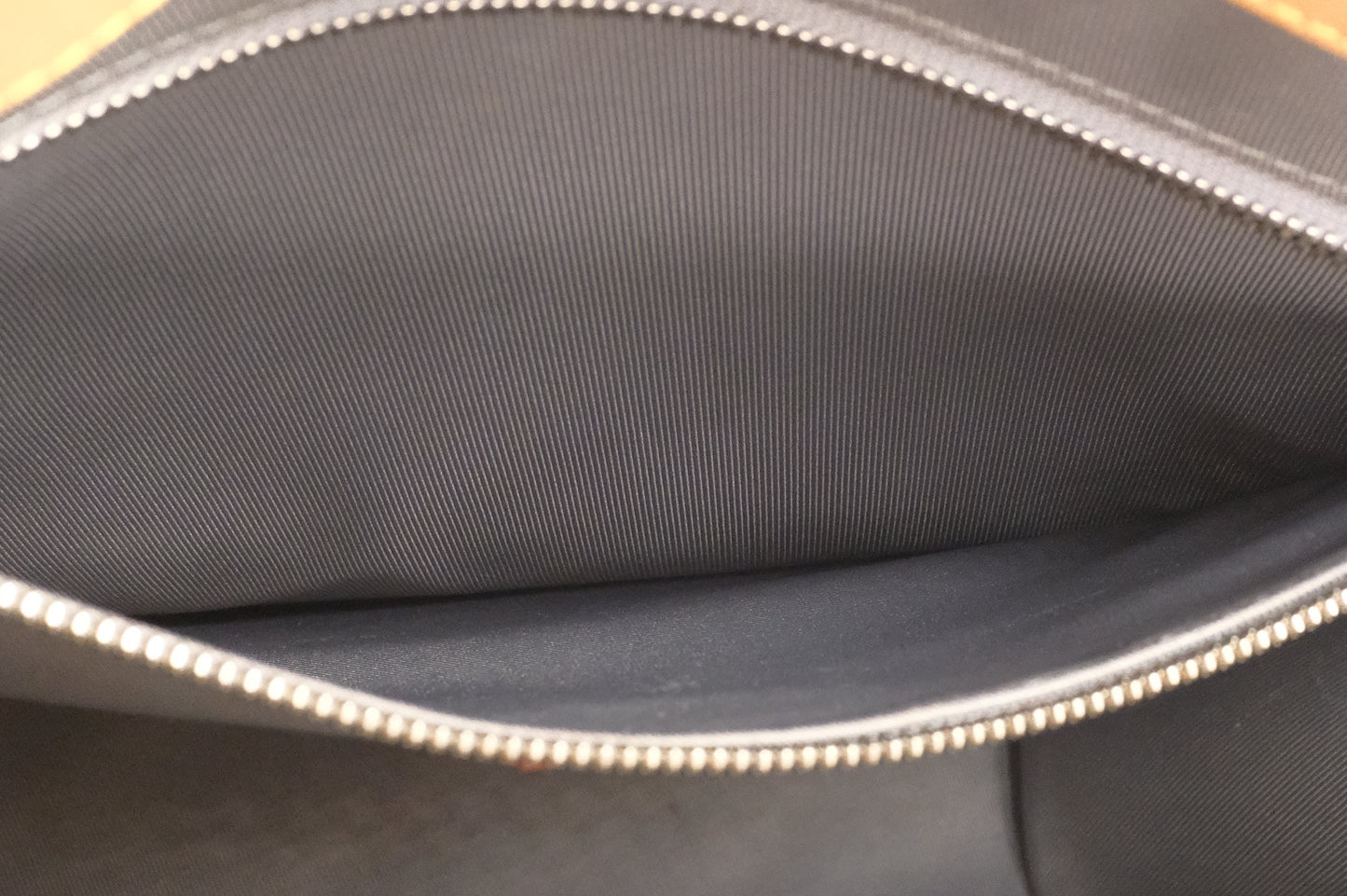 Louis Vuitton Sac Plat in Miroir Vernis Leather