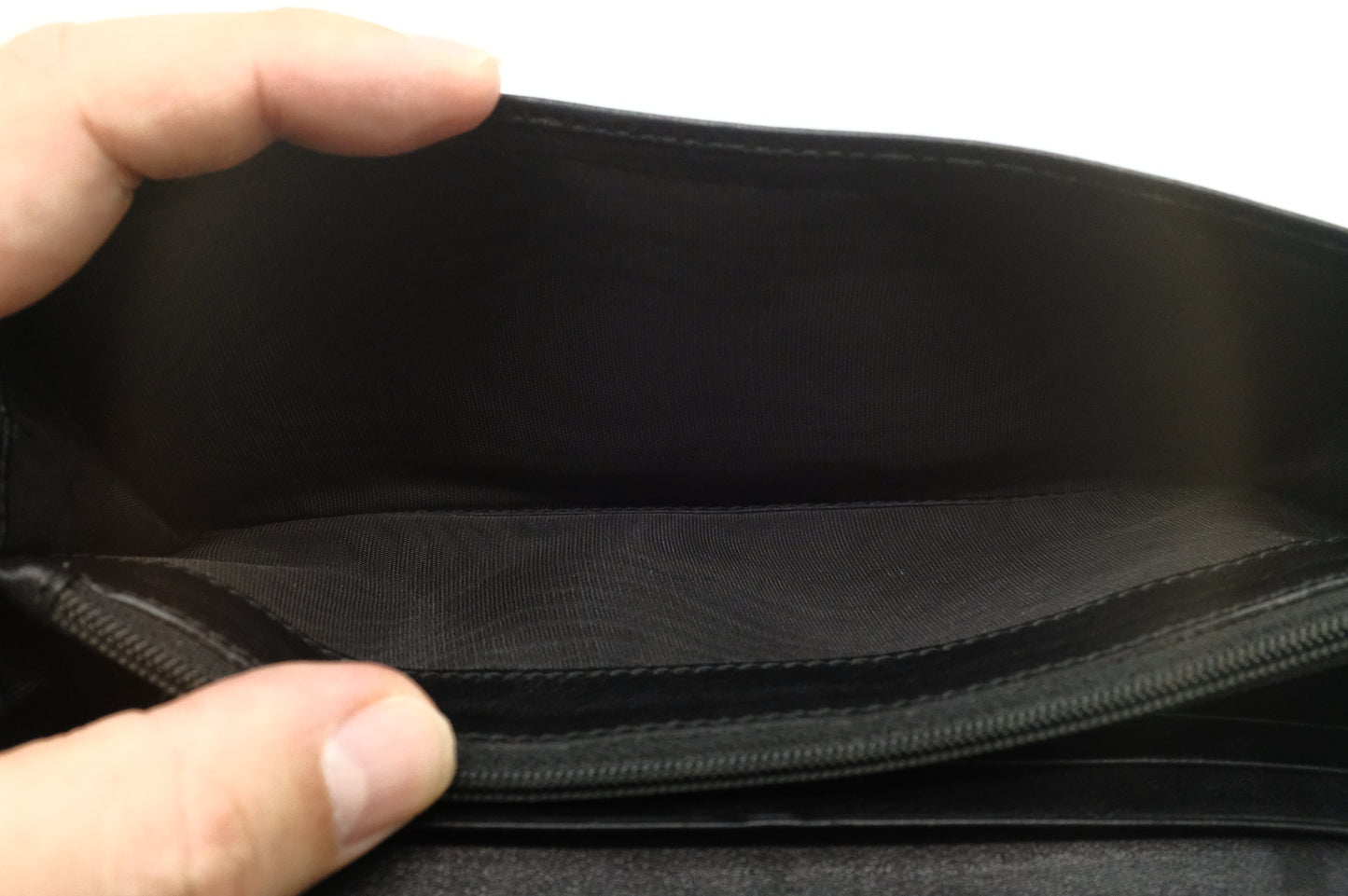 Gucci Long Wallet in Black Guccissima Leather