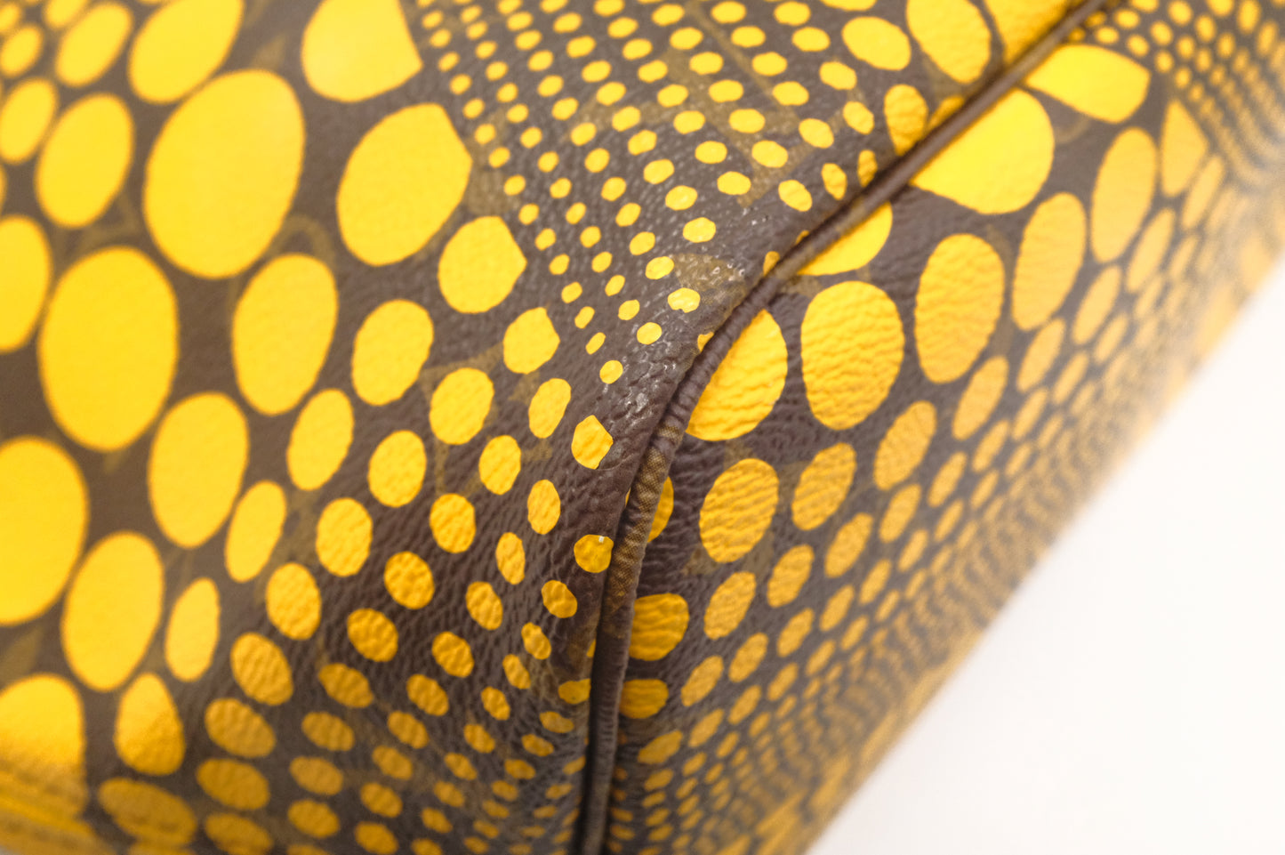 Louis Vuitton Yayoi Kusama Neverfull MM in Yellow Wave Monogram Canvas