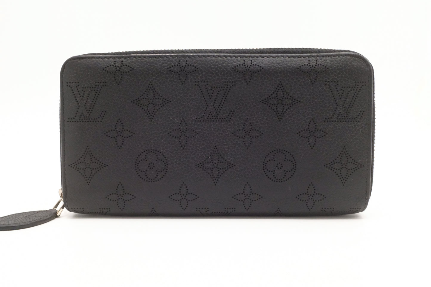 Louis Vuitton Zippy Wallet in Black Mahina Leather