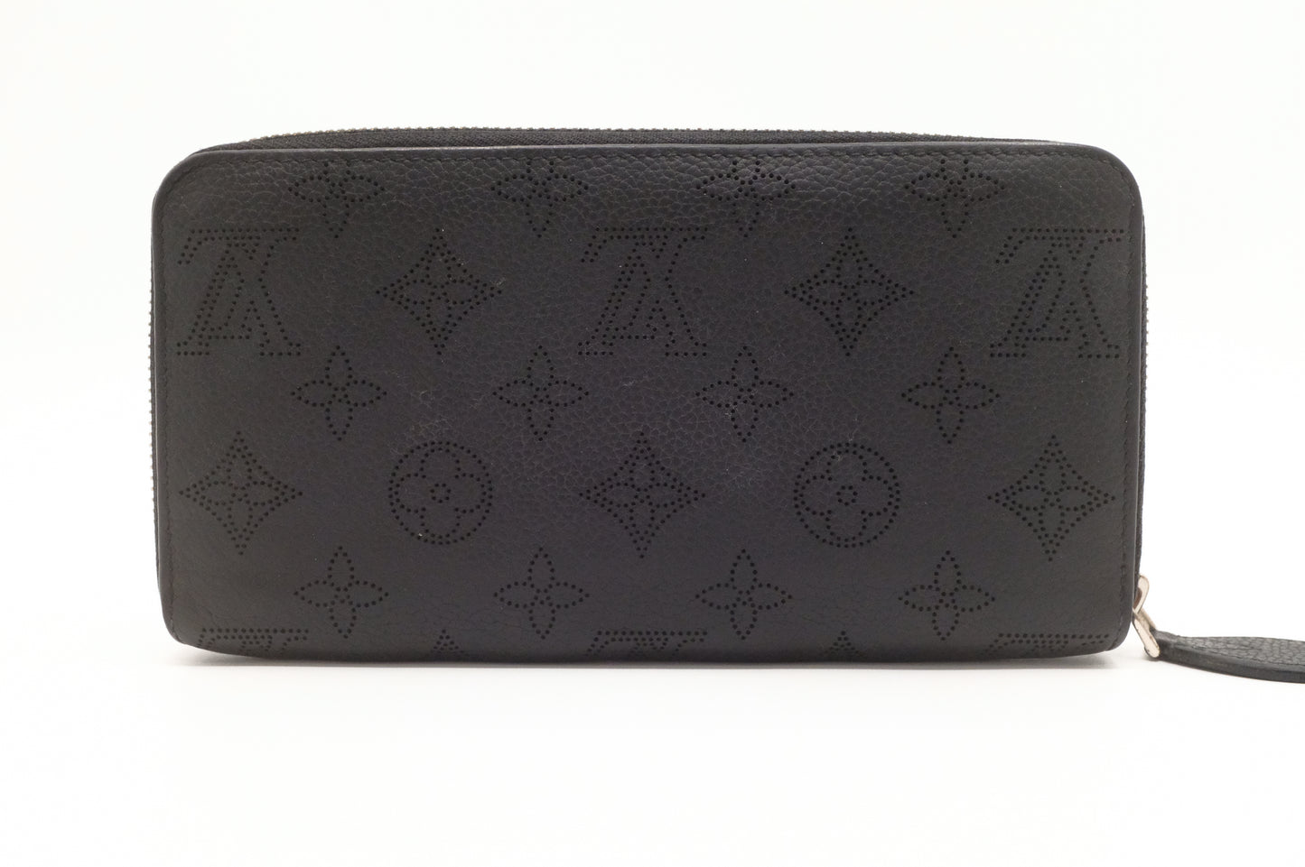 Louis Vuitton Zippy Wallet in Black Mahina Leather