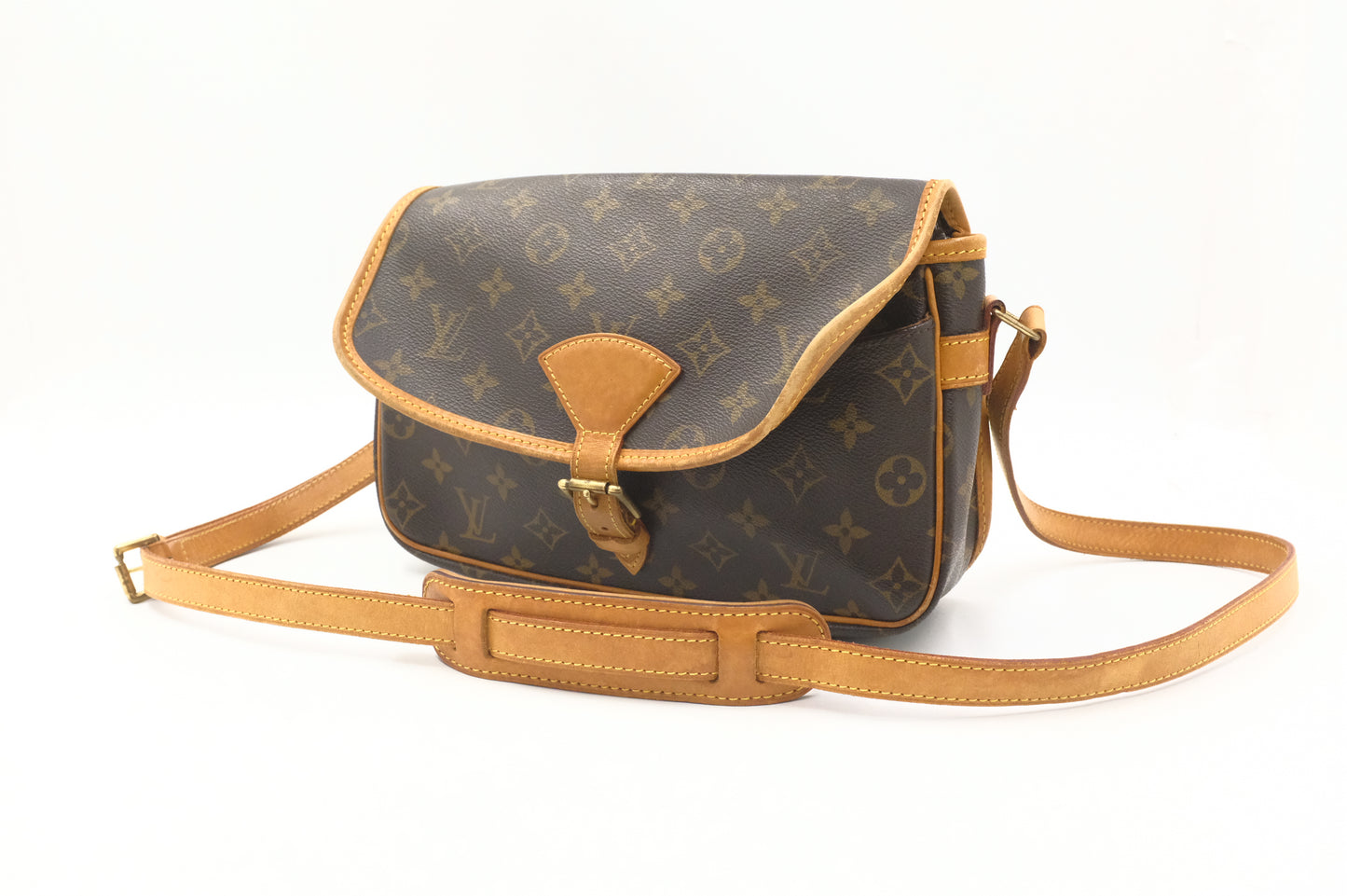 Louis Vuitton Sologne in Monogram Canvas