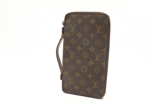 Louis Vuitton Organizer de Voyages in Monogram Canvas