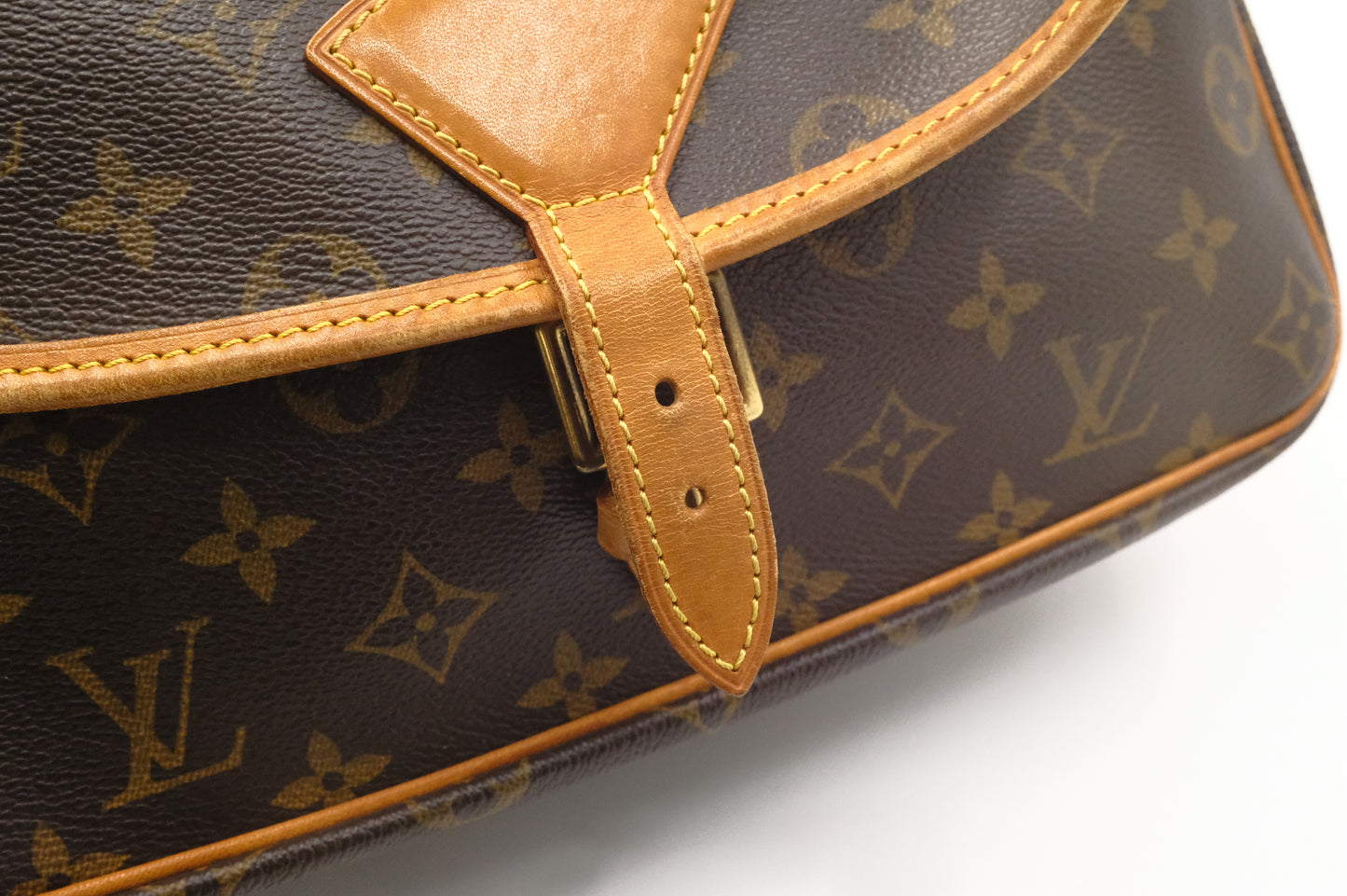 Louis Vuitton Sologne in Monogram Canvas
