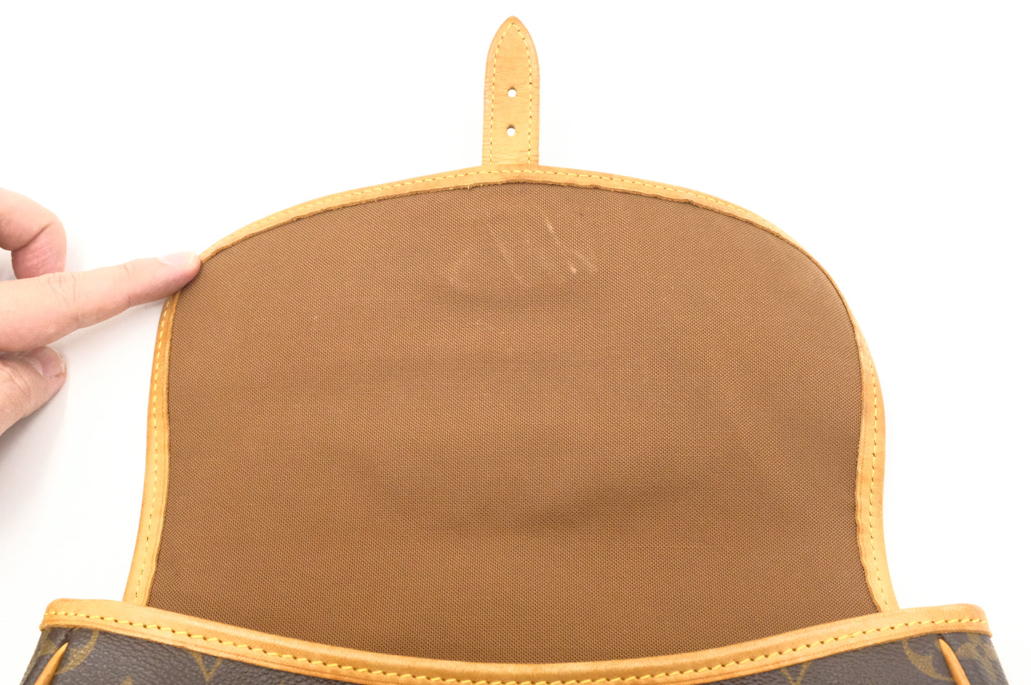Louis Vuitton Sologne in Monogram Canvas