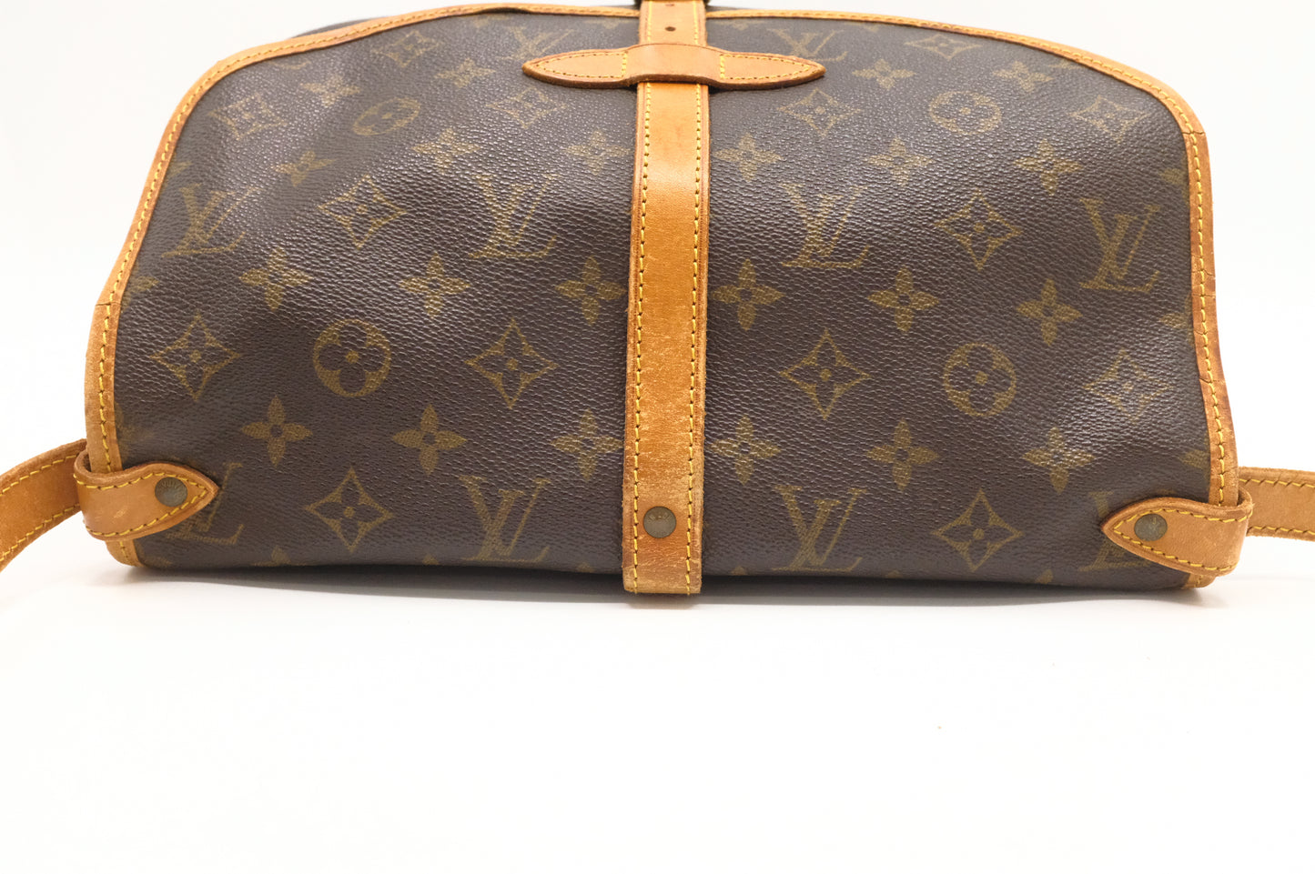 Louis Vuitton Saumur 30 in Monogram Canvas