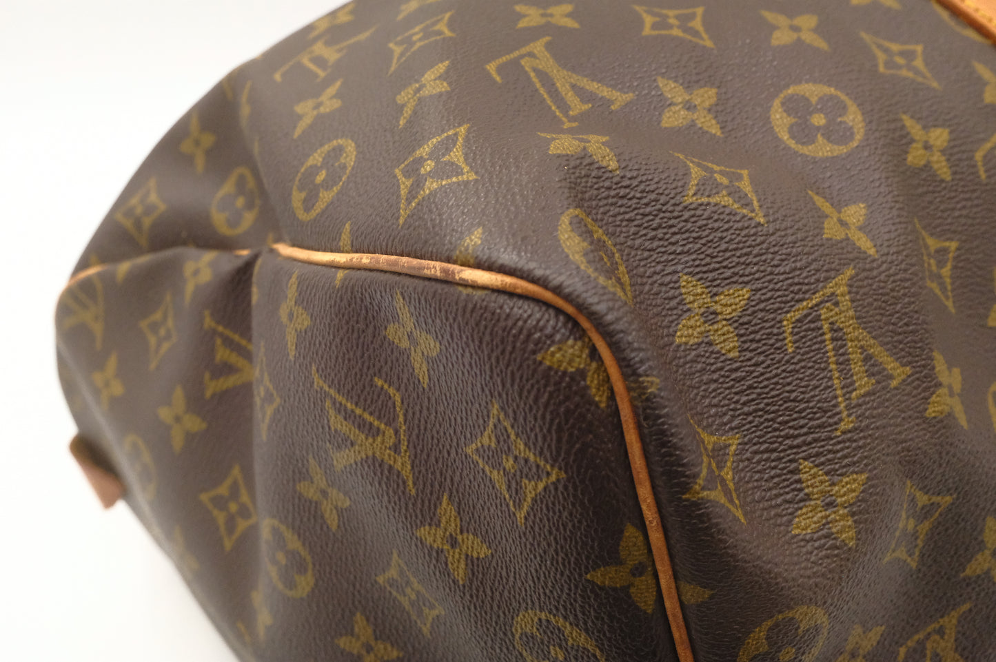 Louis Vuitton Keepall 50 in Monogram Canvas