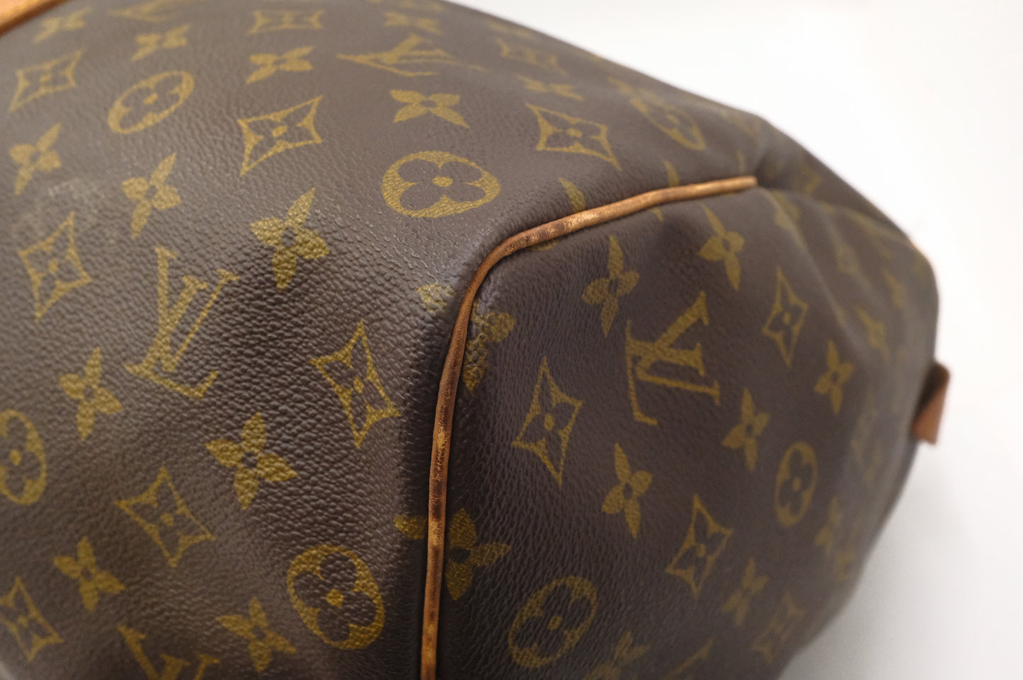 Louis Vuitton Keepall 50 in Monogram Canvas