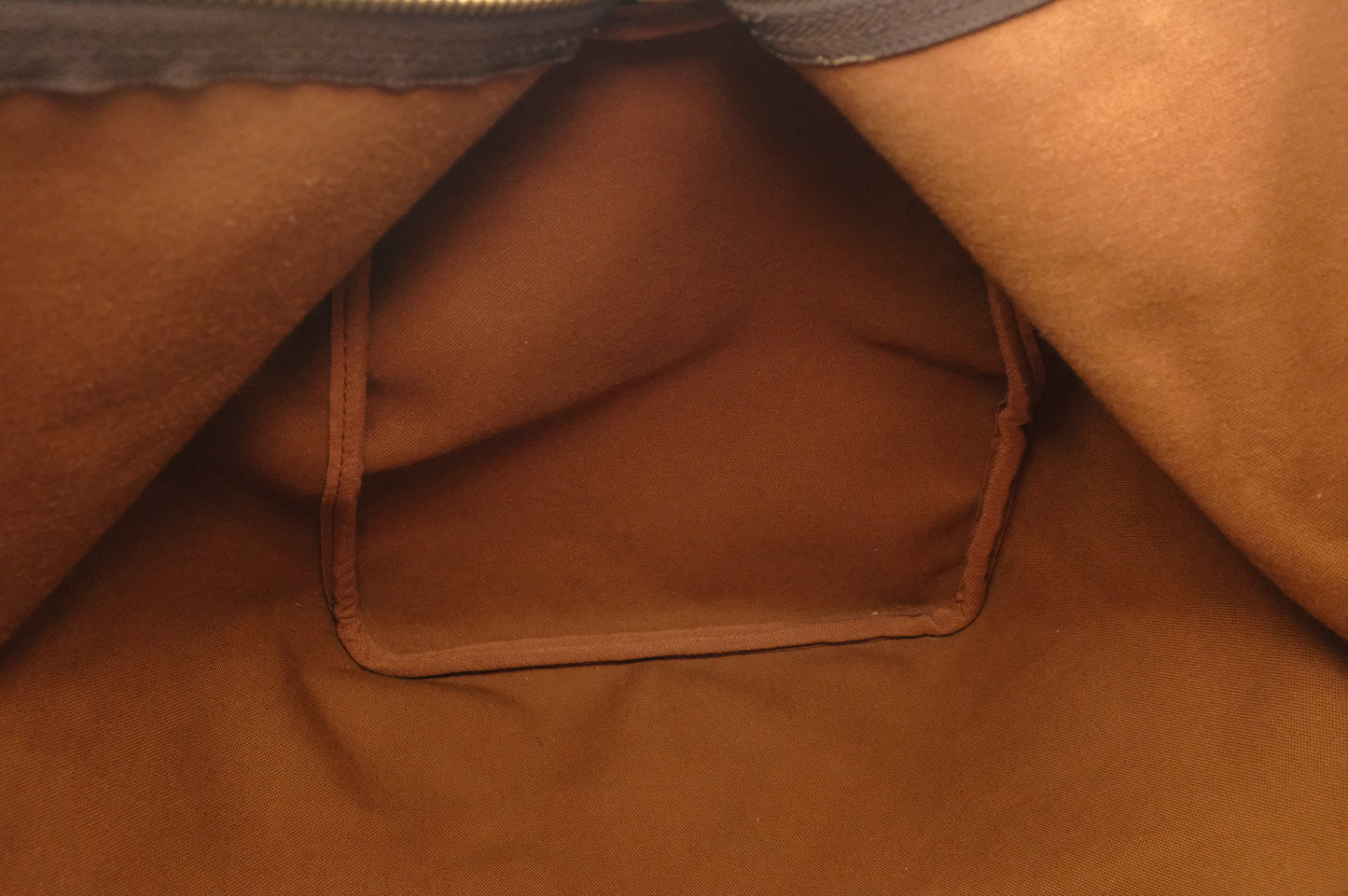 Louis Vuitton Keepall 50 in Monogram Canvas