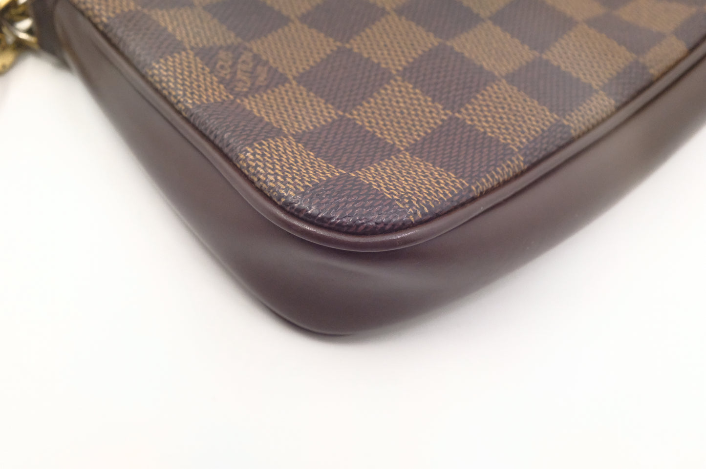Louis Vuitton Novana Pouch in Damier Ebene Canvas