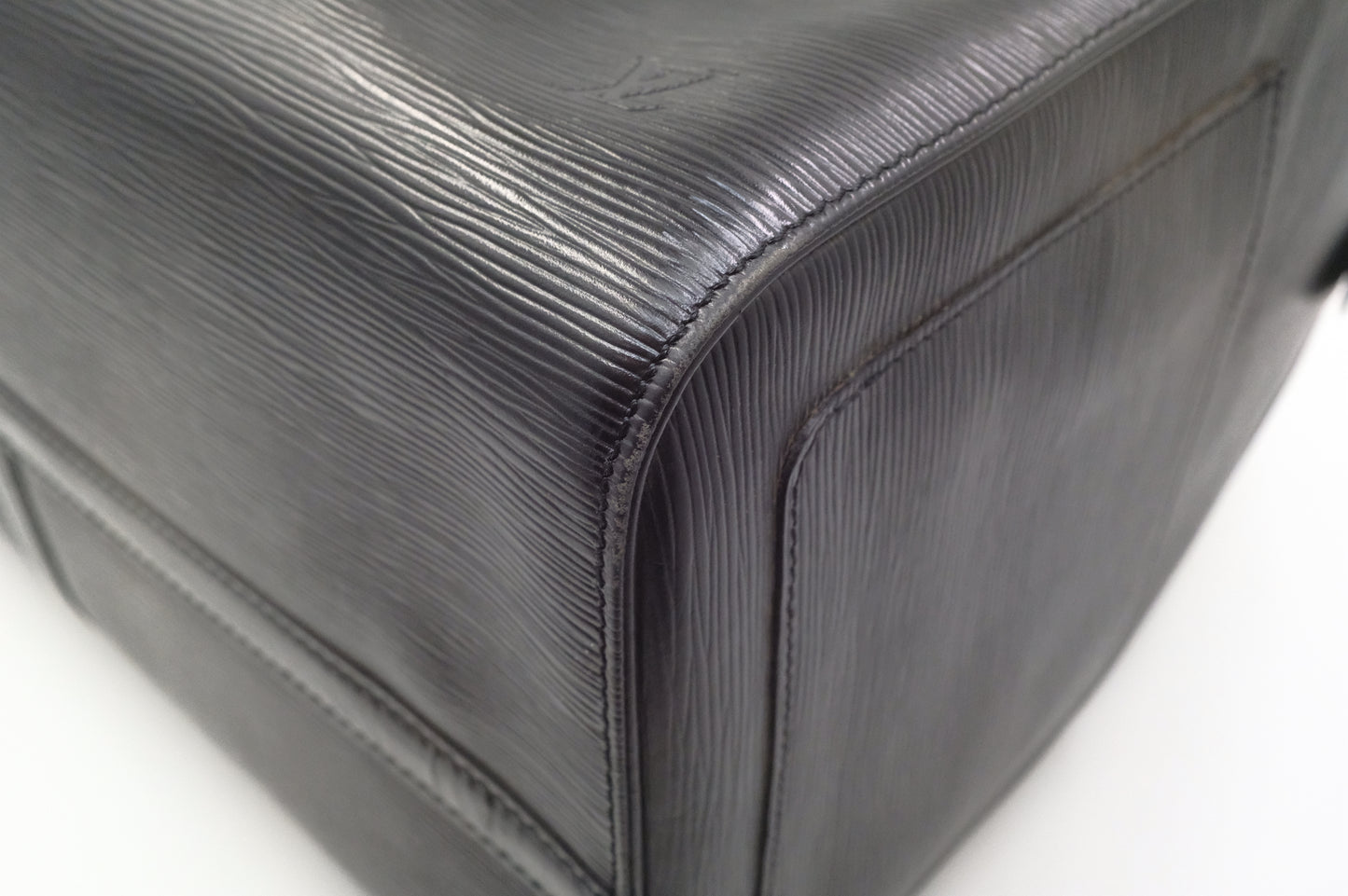 Louis Vuitton Keepall 55 in Black Epi Leather